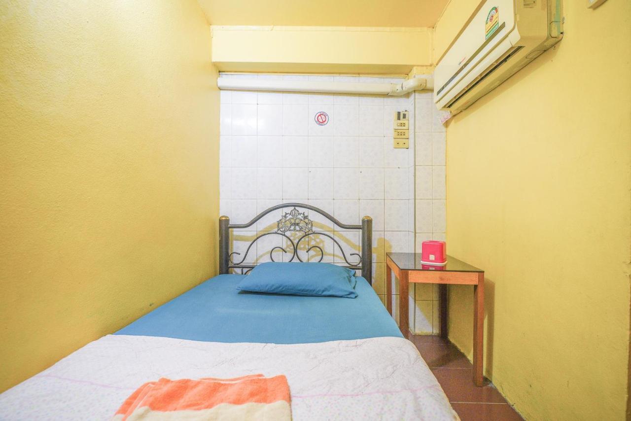 Oyo 938 Place Inn Bangkok Ngoại thất bức ảnh