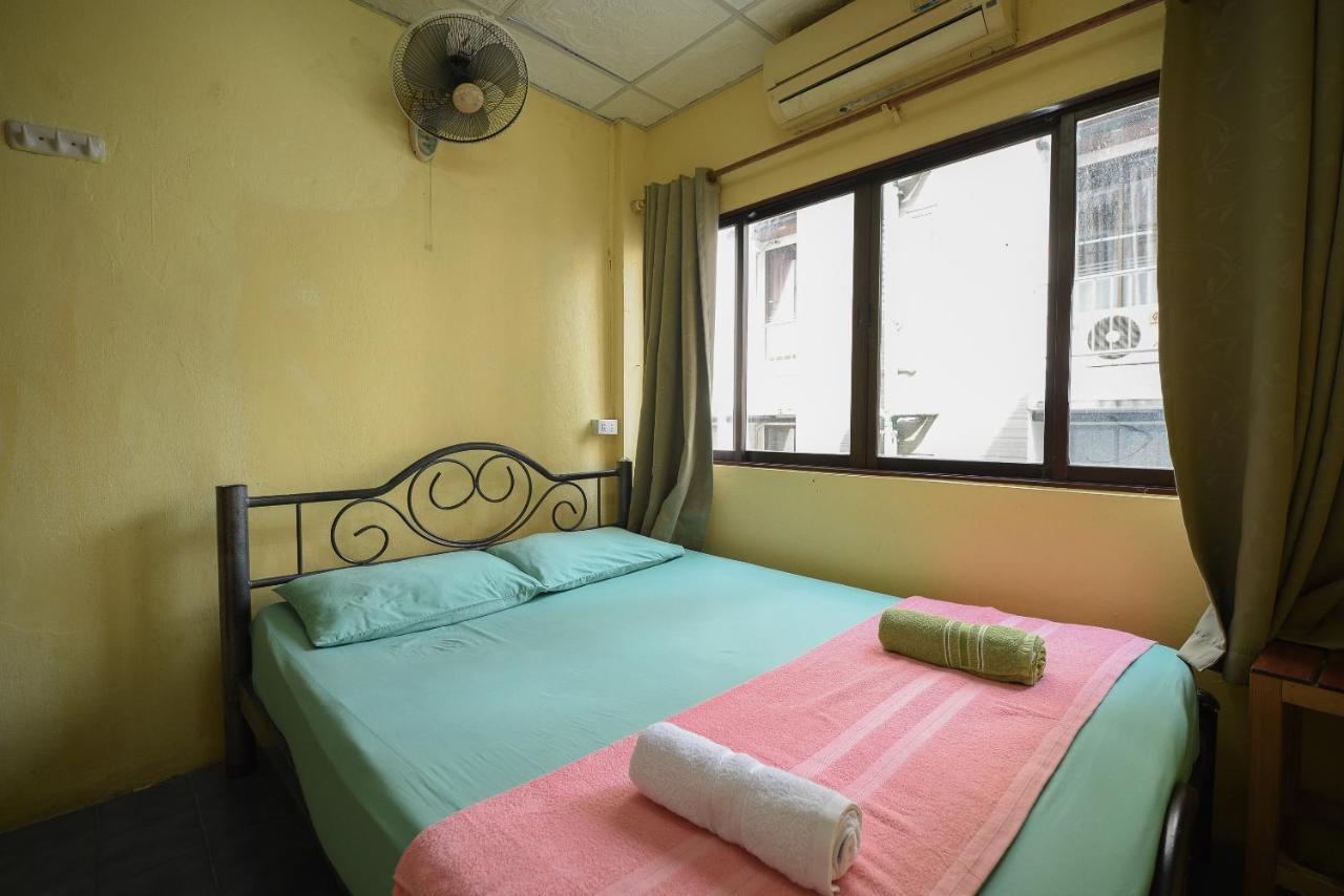 Oyo 938 Place Inn Bangkok Ngoại thất bức ảnh